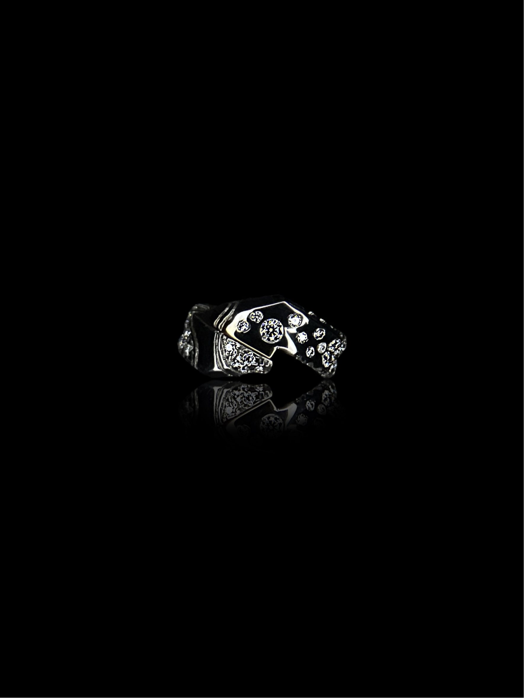 HOR OUS ring
