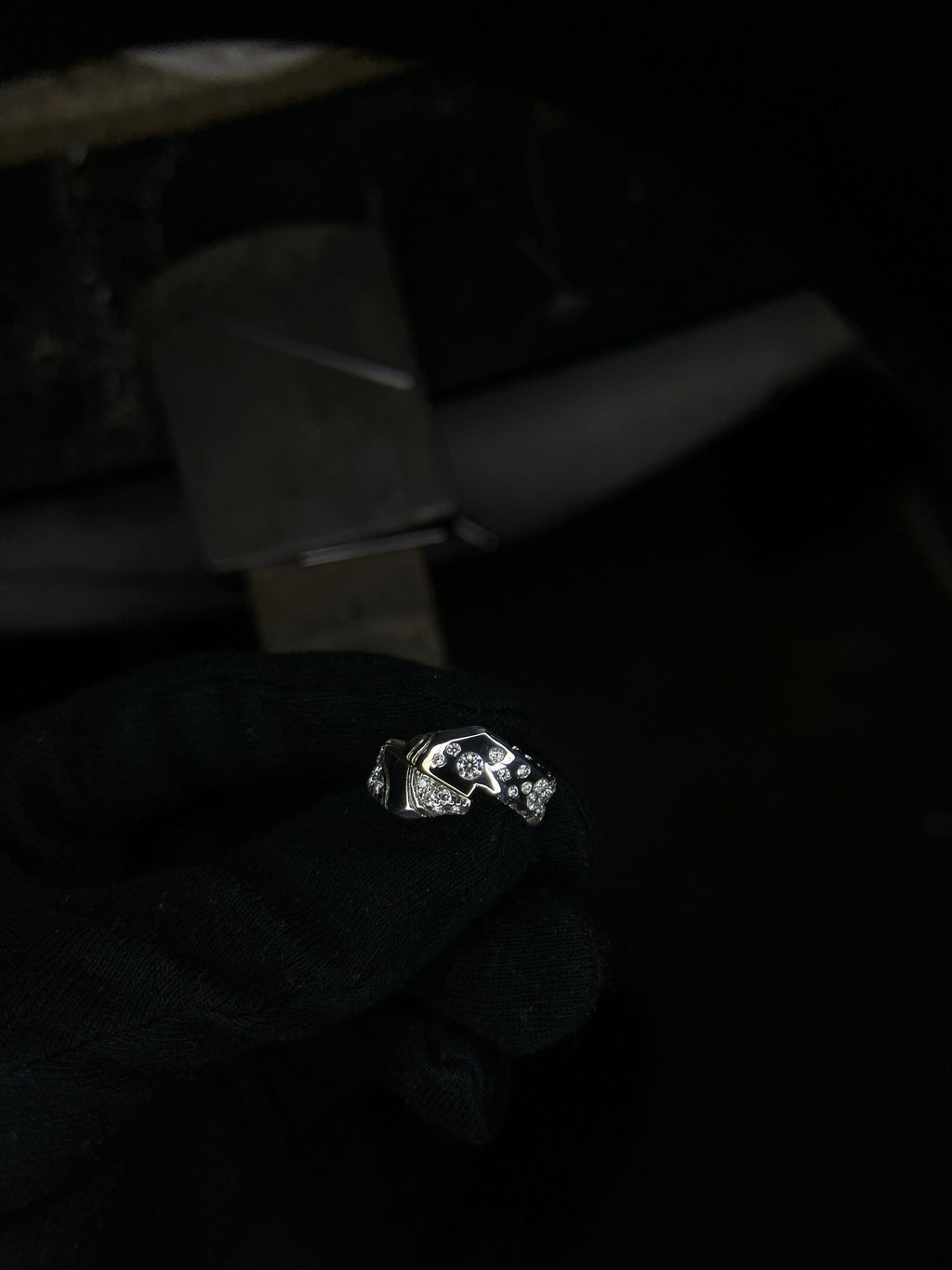 HOR OUS ring