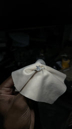 HATŌR Solitaire Ring