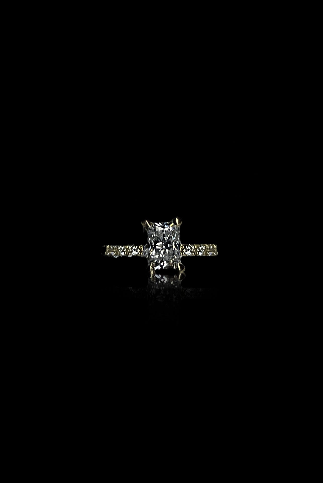HATŌR Solitaire Ring